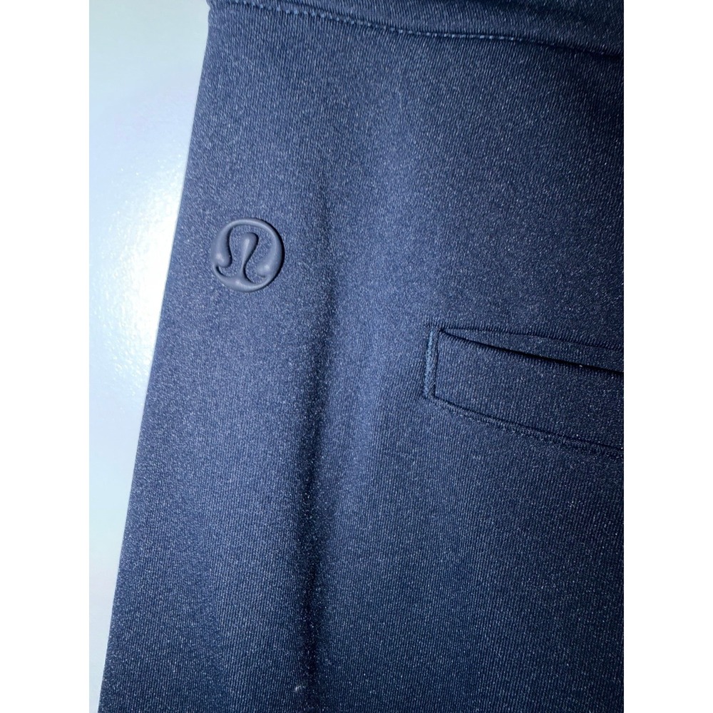 Lululemon Tapered Leg Mid Rise Pant 7/8 Length Luxtreme women's medium navy - Picture 4 of 7
